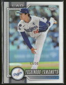 2026 Topps Chrome White Refractors Yoshinobu Yamamoto #/30 #75