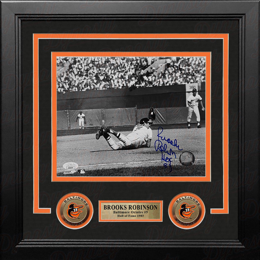 Brooks Robinson Diving Catch Baltimore Orioles Autographed 8