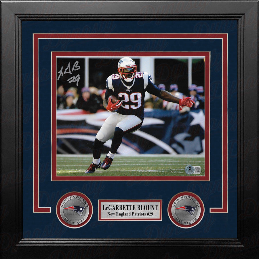 LeGarrette Blount in Action Autographed New England Patriots 8