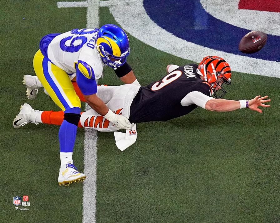 Aaron Donald Super Bowl LVI Final Play Los Angeles Rams 8