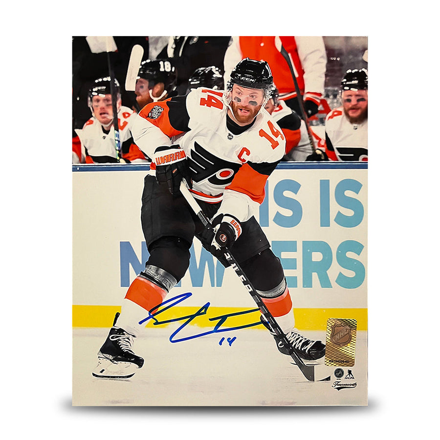 Sean Couturier 2024 Stadium Series Action Philadelphia Flyers Autographed 8