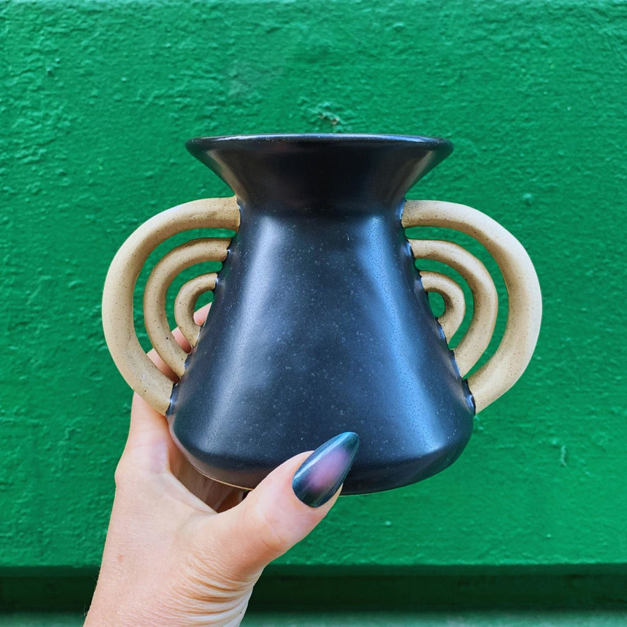Triomphe Handle Vase | Minimalist Black and Gold | 4.5