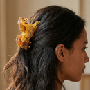 Velvet Claws Golden Horse Hair Claw