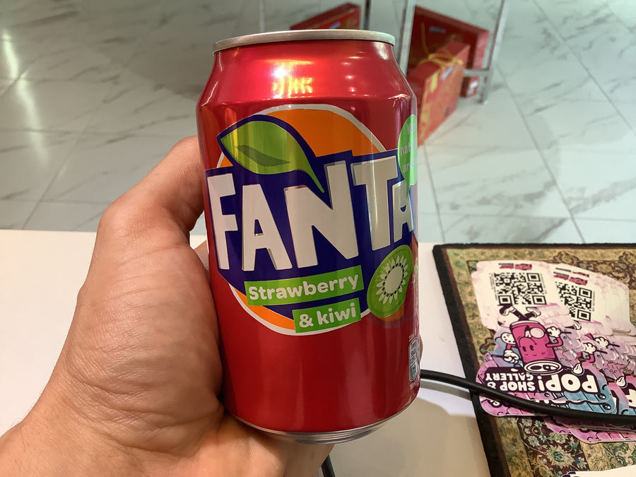 Fanta Strawberry And Kiwi (330mL)(Denmark)