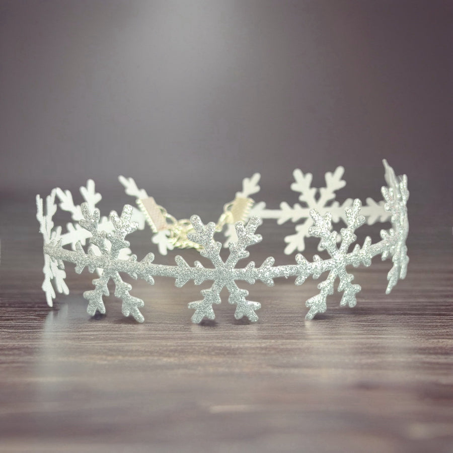 Silver Snowflakes Tumbler Bracelet