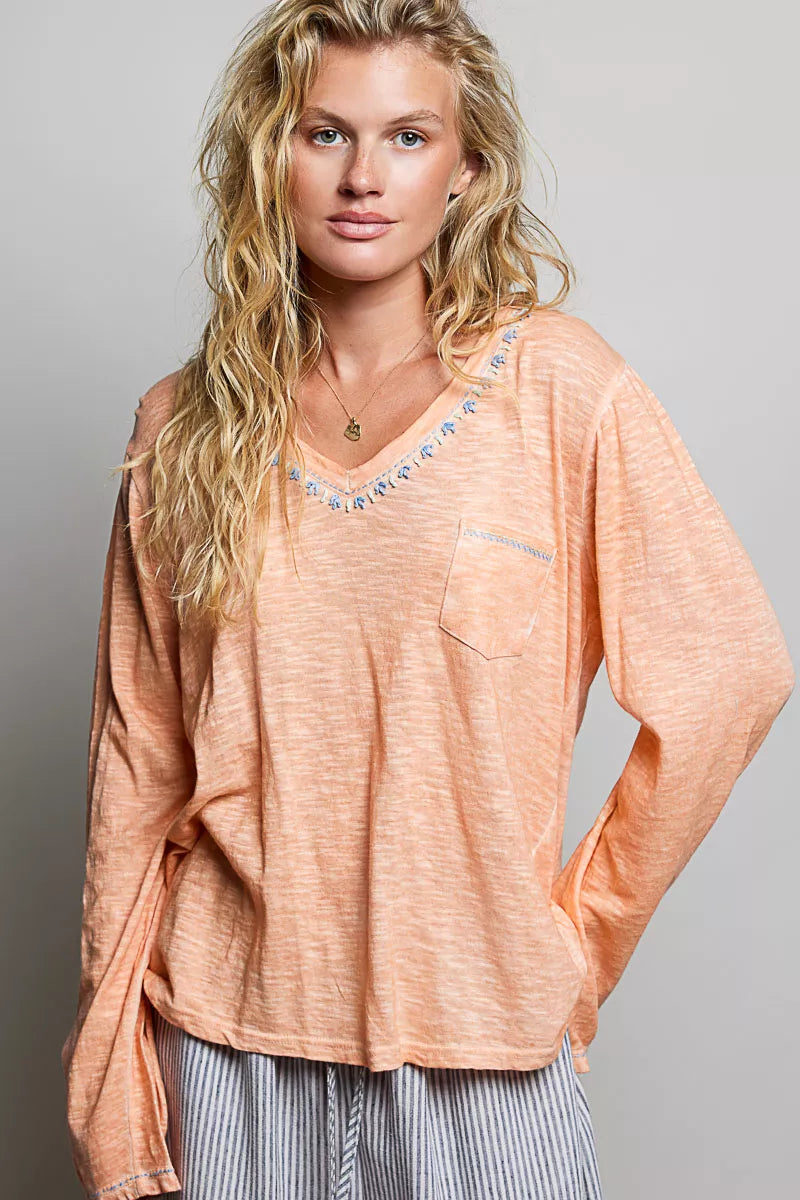 POL Contrast Stitch V-Neck Lightweight Knit Long Sleeve Top
