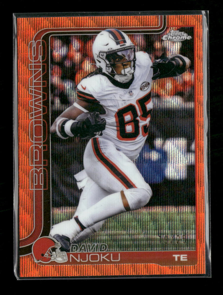 2025 Topps Chrome Orange Refractor David Njoku #/25 #69