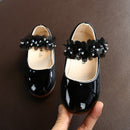 Performance shoes for children