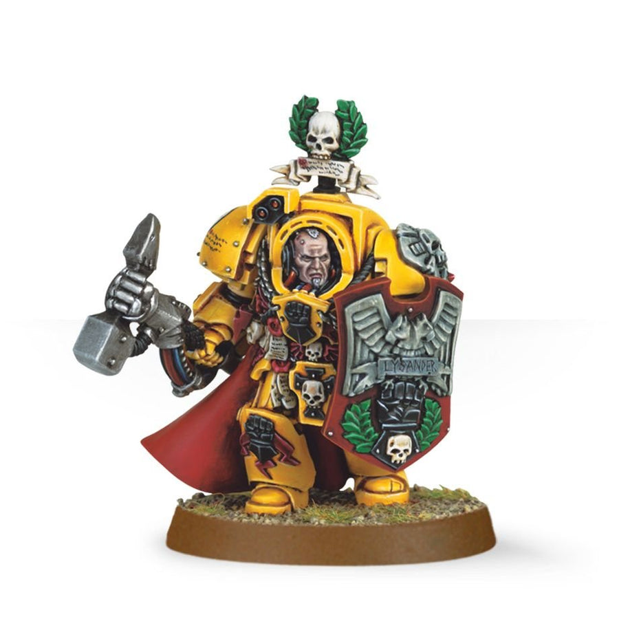 Warhammer 40K: Imperial Fists - Captain Lysander