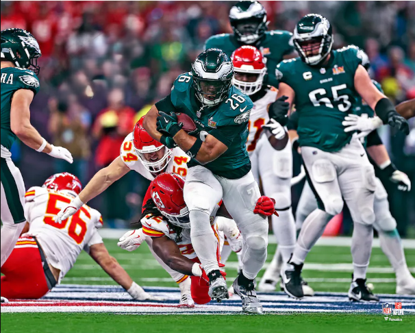Saquon Barkley Super Bowl LIX Action Philadelphia Eagles 8
