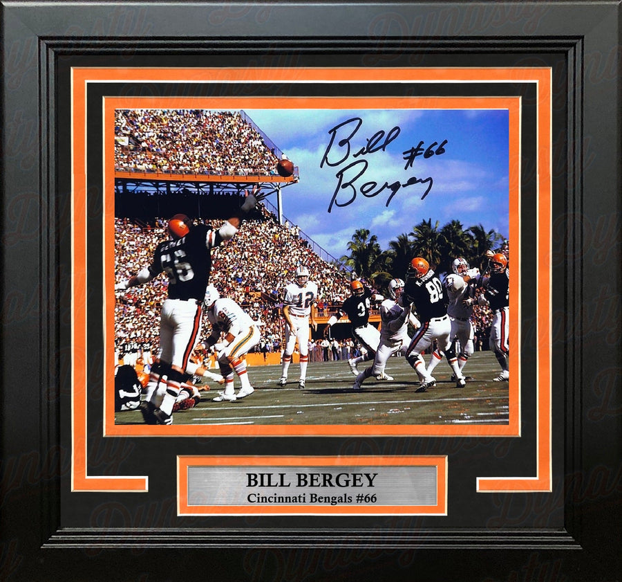 Bill Bergey in Action Cincinnati Bengals Autographed 8
