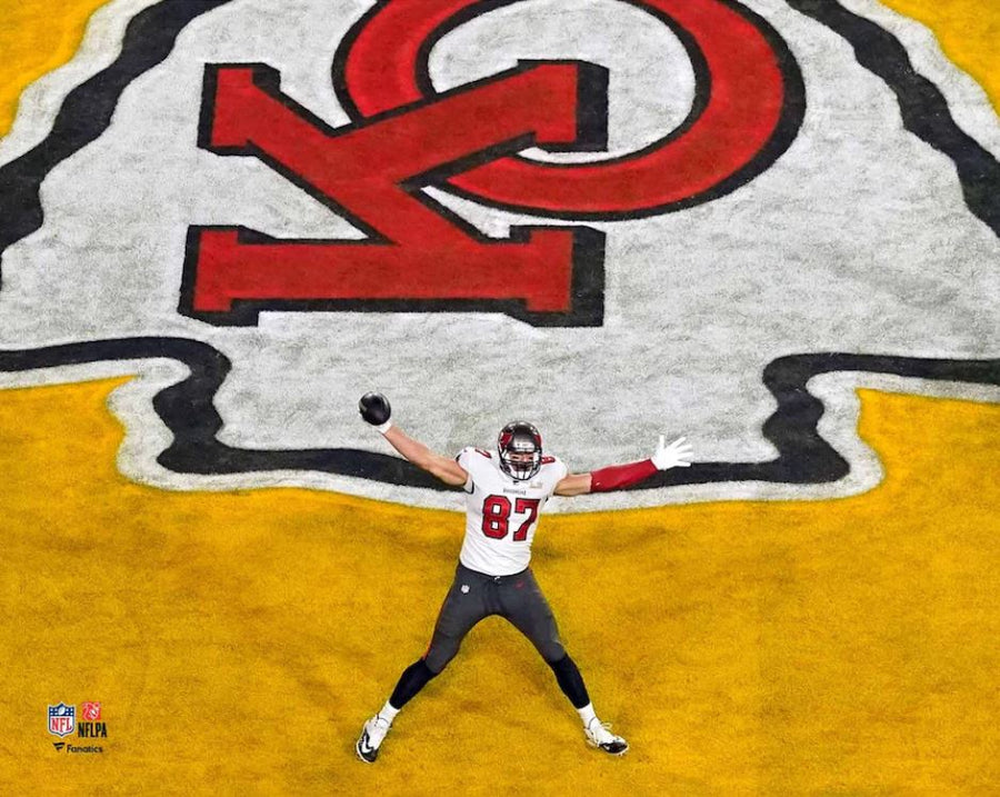 Rob Gronkowski Super Bowl LV End Zone Celebration Tampa Bay Buccaneers 8