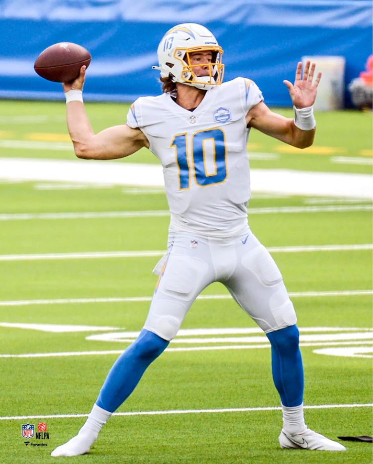 Justin Herbert in Action Los Angeles Chargers 8
