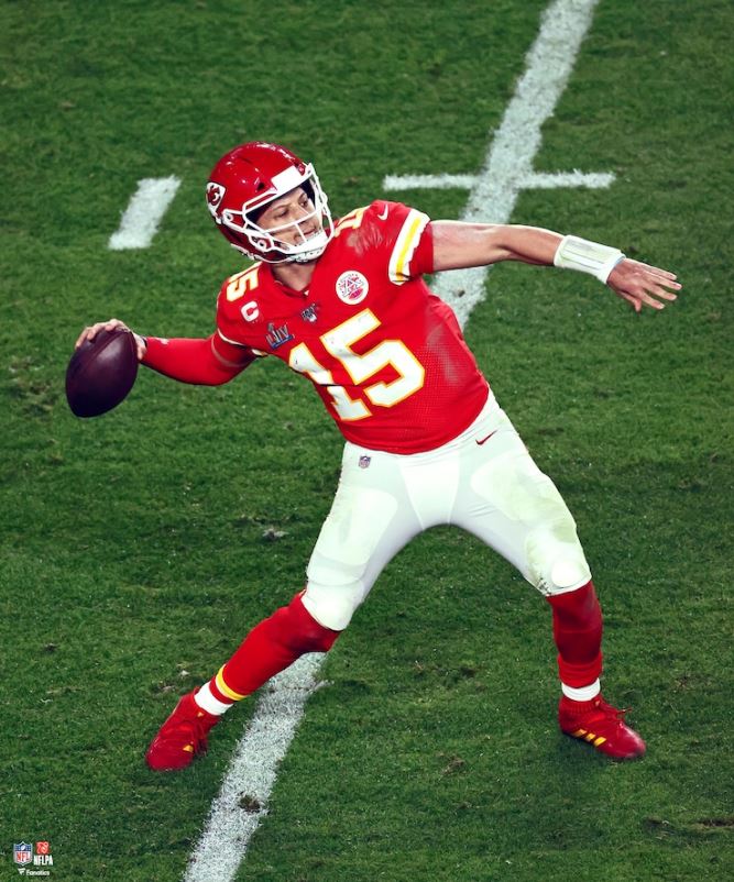 Patrick Mahomes Throwing Action Kansas City Chiefs 8