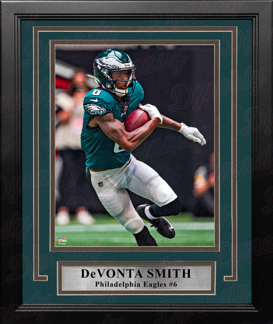 DeVonta Smith in Action Philadelphia Eagles 8