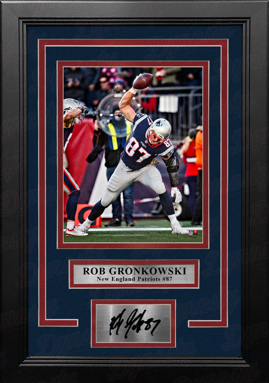 Rob Gronkowski Touchdown Spike New England Patriots 8