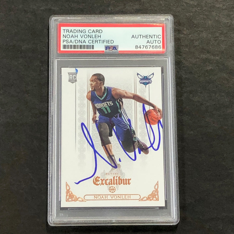 2014-15 Panini Excalibur #161 Noah Vonleh Signed Card AUTO PSA/DNA Slabbed RC