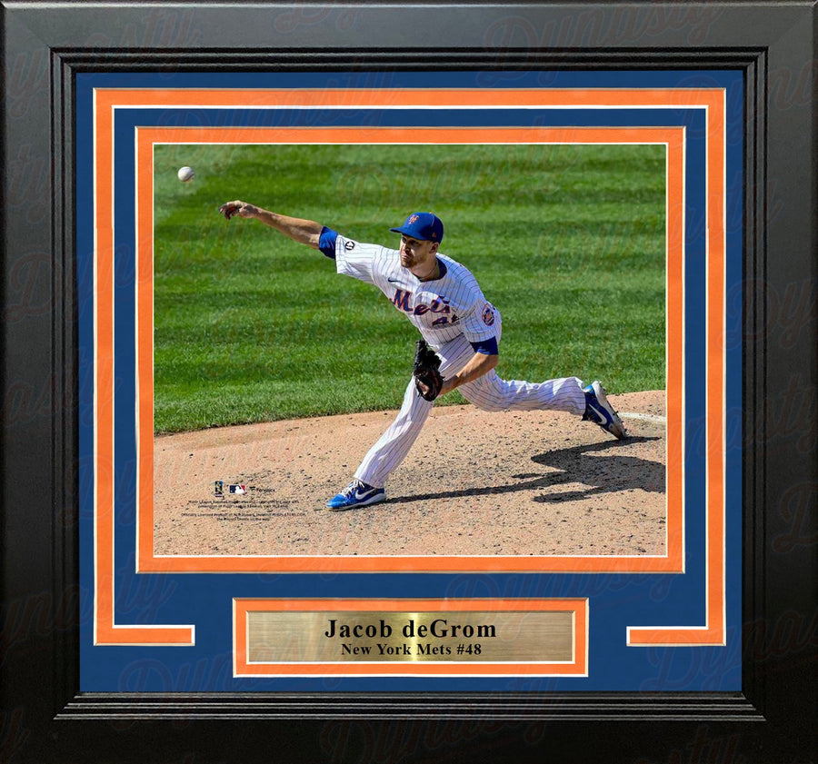 Jacob deGrom in Action New York Mets 8