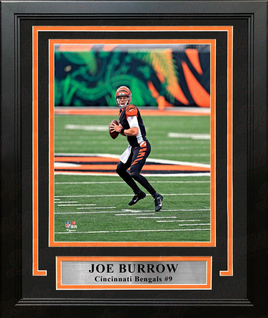 Joe Burrow in Action Cincinnati Bengals 8