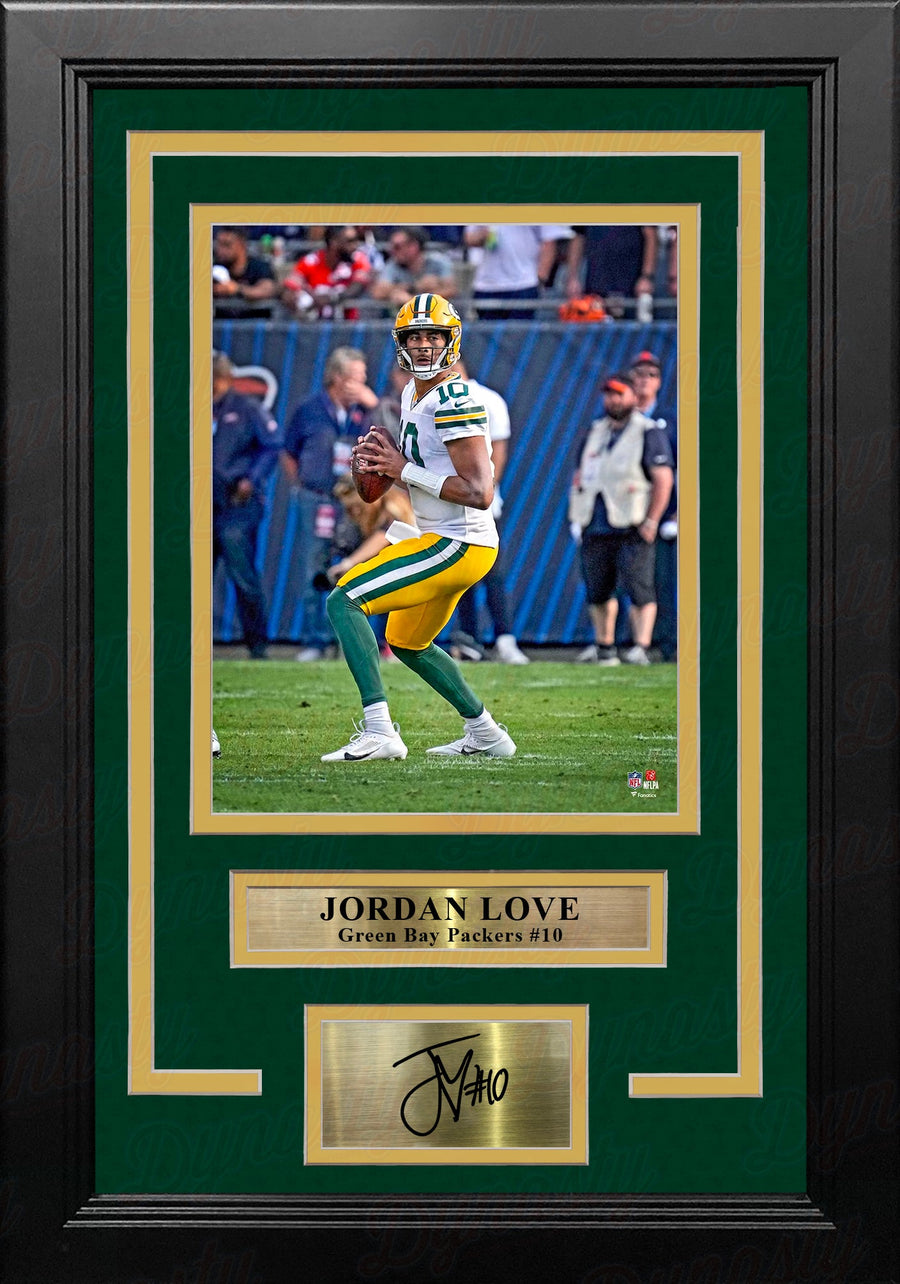 Jordan Love in Action Green Bay Packers 8