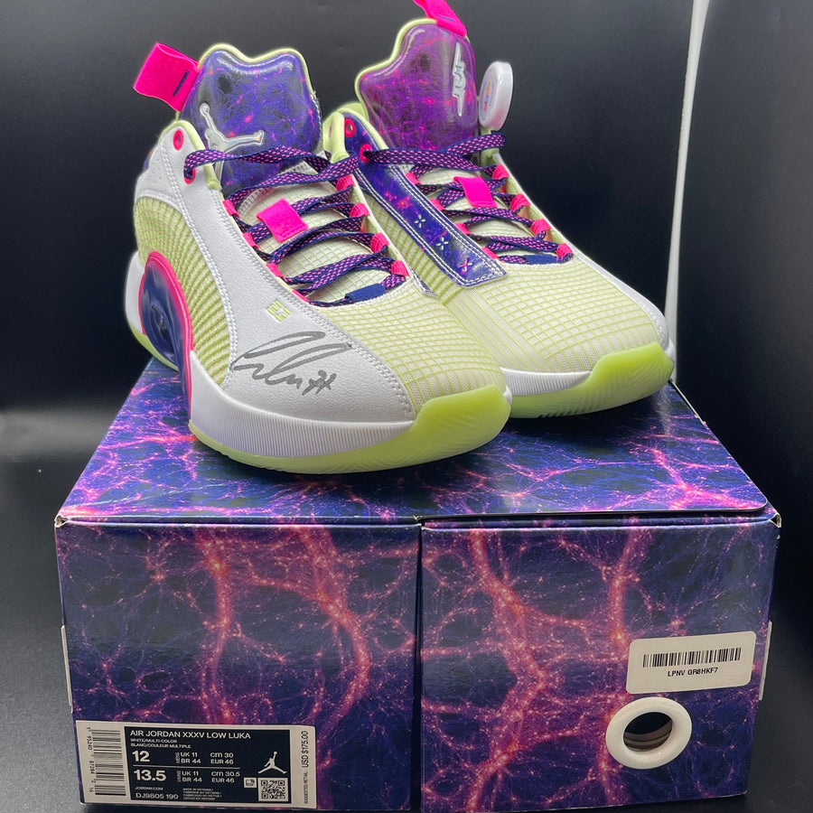 Luka Doncic signed Shoe PSA/DNA Auto Mavericks Autographed