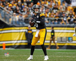 Kenny Pickett in Action Pittsburgh Steelers 8" x 10" Football Photo