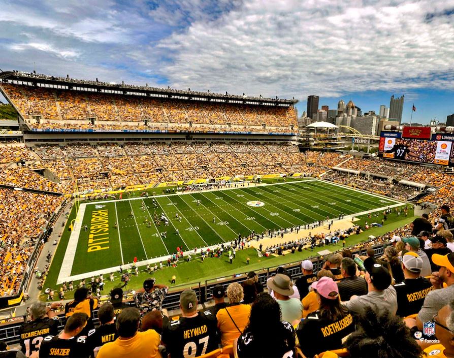 Pittsburgh Steelers Acrisure Stadium 8