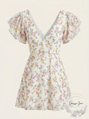Fame and Partners Womens Short Sleeve V Neck Short Shift Evening Dress, Size 2