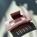 Velvet Claws Hair Clip | The Jada in Baby Pink Speckle Hair Claw