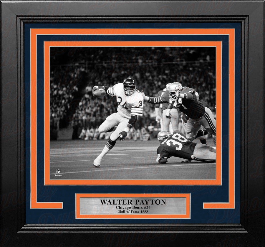 Walter Payton Black & White Action Chicago Bears 8