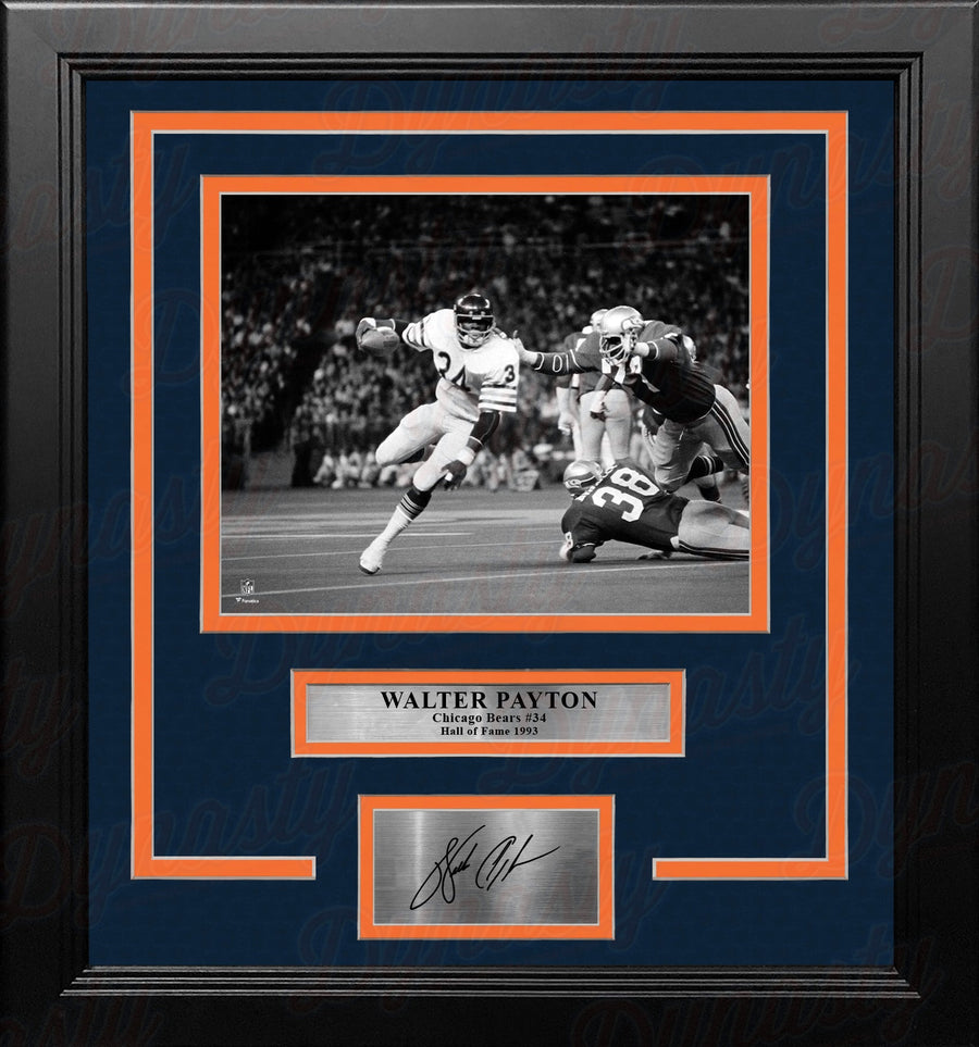Walter Payton Black & White Action Chicago Bears 8