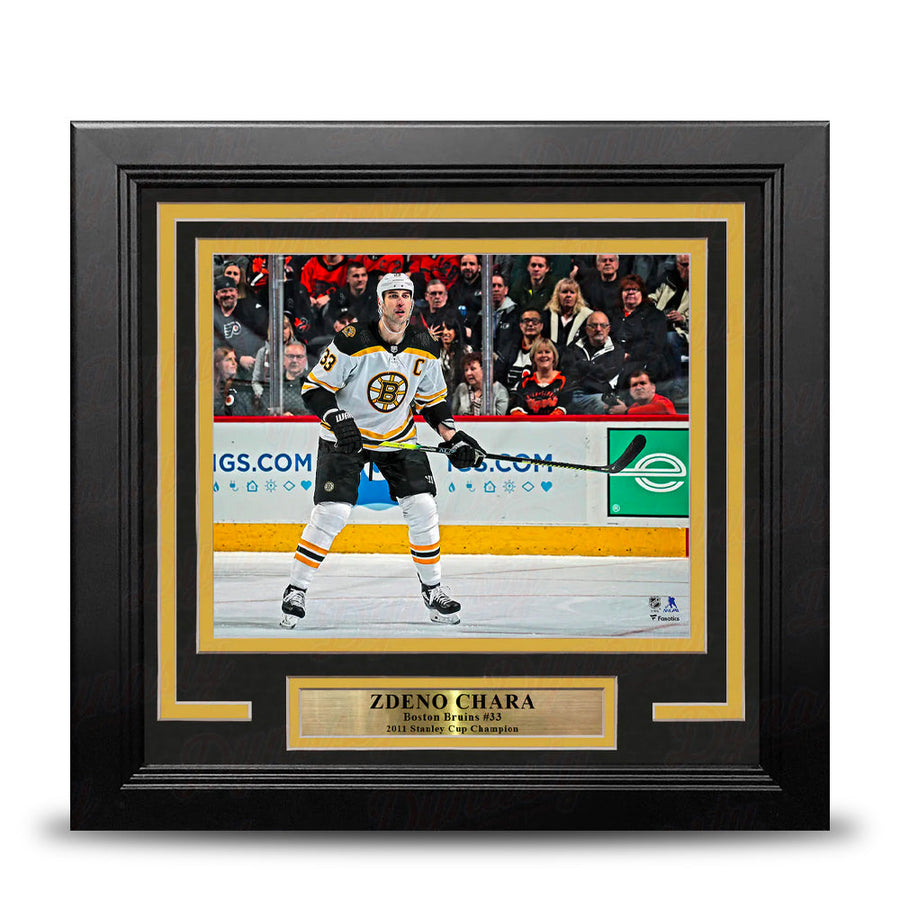 Zdeno Chara in Action Boston Bruins 8