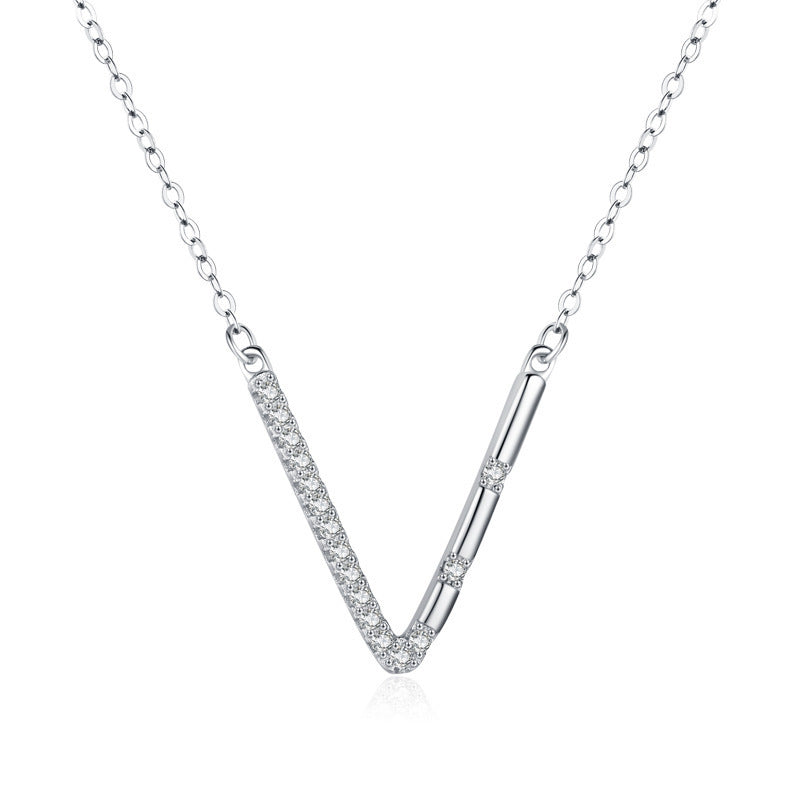 S925 Sterling Silver Temperamental Girl's V-shaped Pendant Necklace