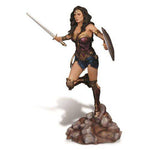 Batman v Superman: Dawn of Justice Wonder Woman 1:8 Scale Resin Model Kit