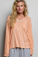 POL Contrast Stitch V-Neck Lightweight Knit Long Sleeve Top