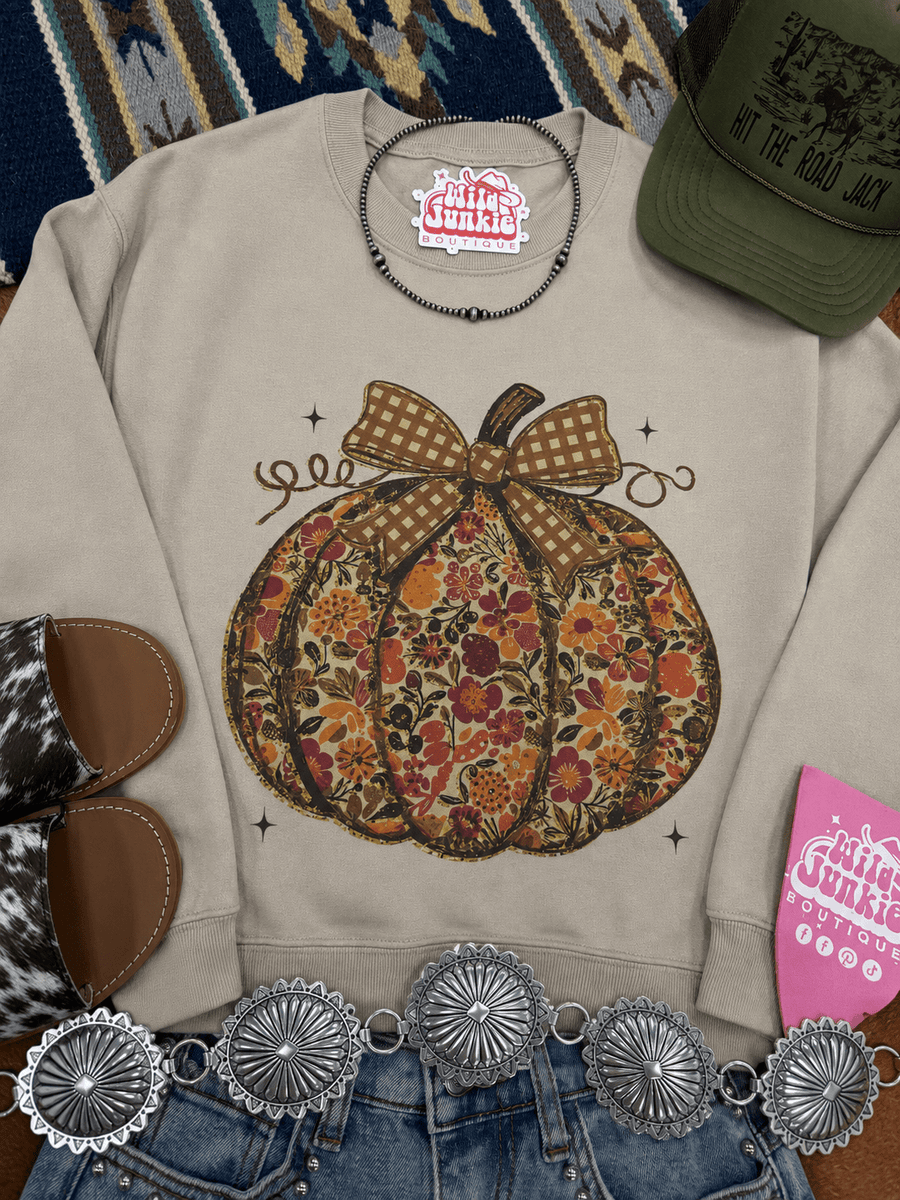 Floral Bow Pumpkin Graphic Sweatshirt