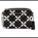 Michael Kors Crossbody MD Camera Bag Black/silver