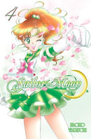 Pretty Guardian Sailor Moon Vol 4