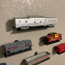 Floating HO-Scale Train Display Shelf | Train Track Wall Mount