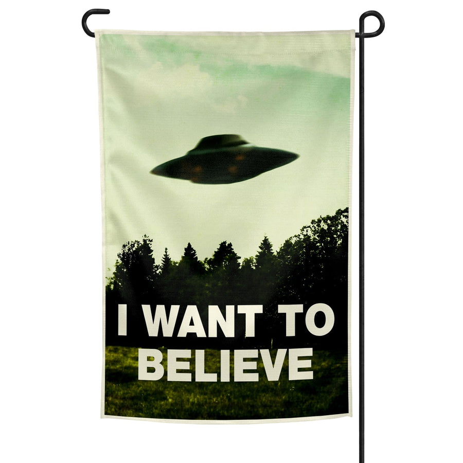 I Want To Believe Garden Flag